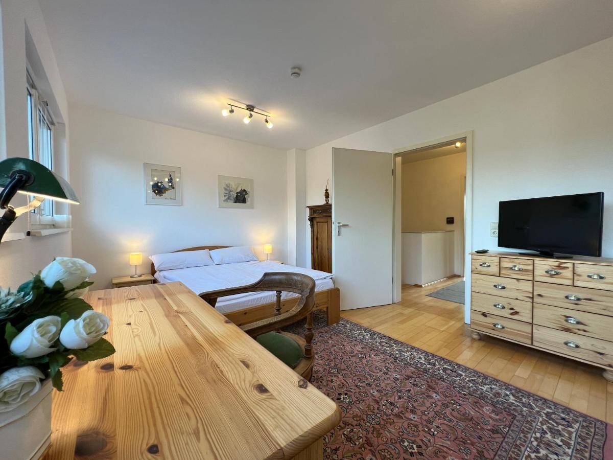 Maisonette Penthouse Fuer 8 Personen By Rabe - Free Netflix & Kostenloser Parkplatz & Grosse Terrasse Karlsruhe Exteriér fotografie