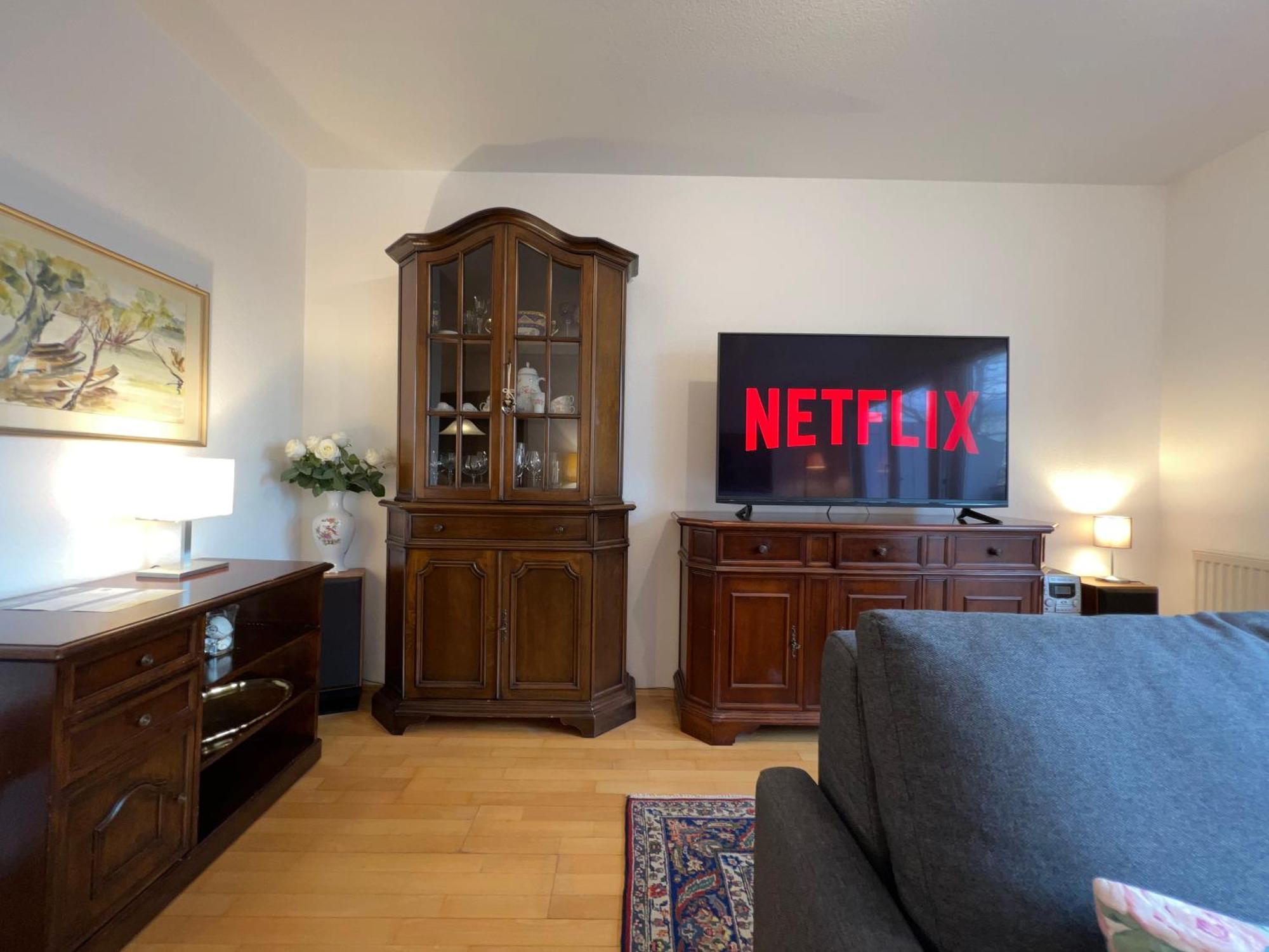 Maisonette Penthouse Fuer 8 Personen By Rabe - Free Netflix & Kostenloser Parkplatz & Grosse Terrasse Karlsruhe Exteriér fotografie